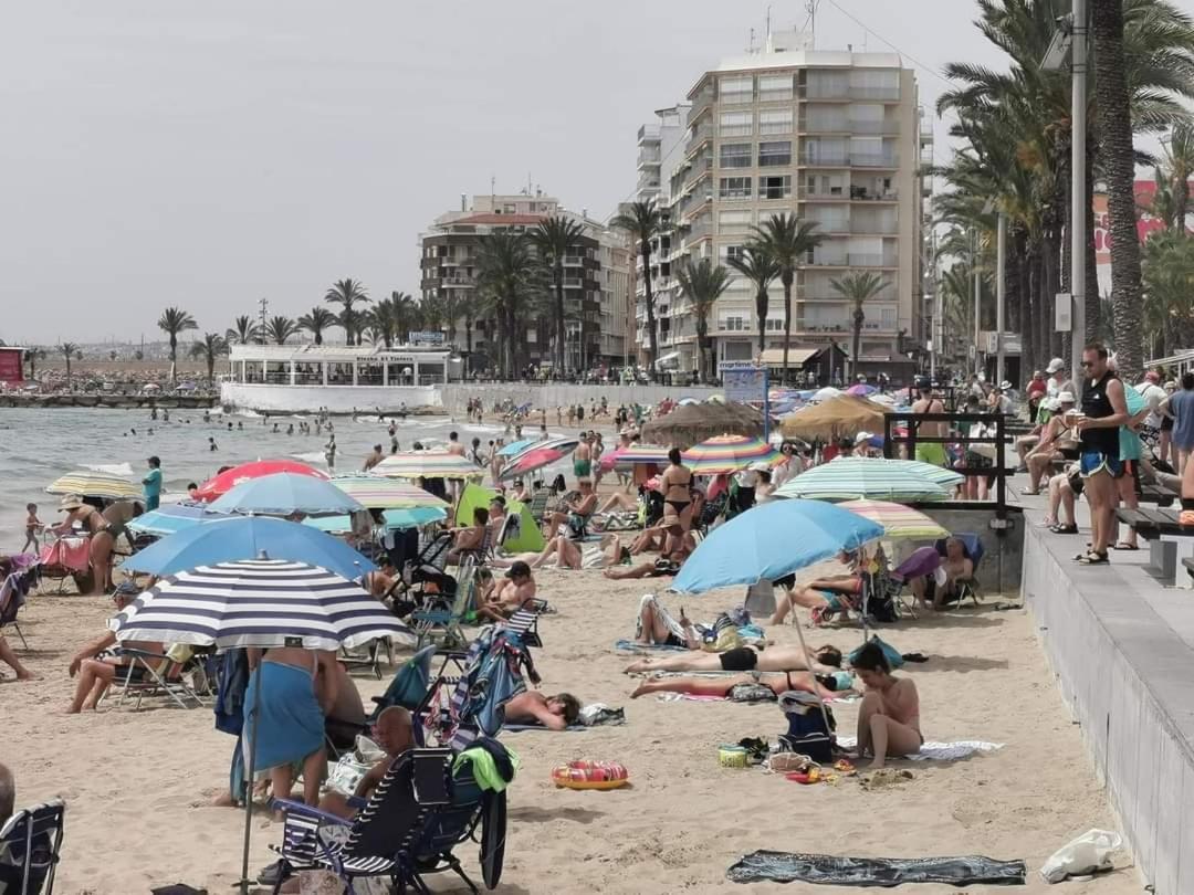 Terezia Apartamento Torrevieja Ngoại thất bức ảnh