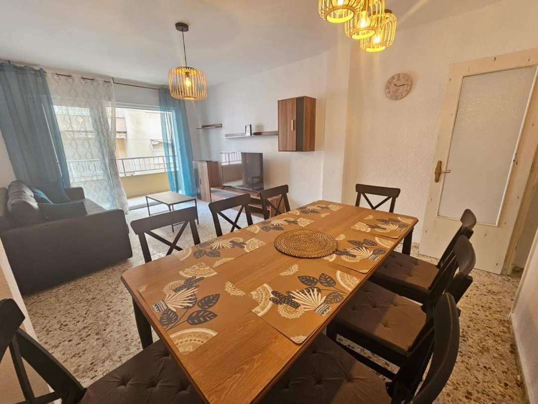 Terezia Apartamento Torrevieja Ngoại thất bức ảnh