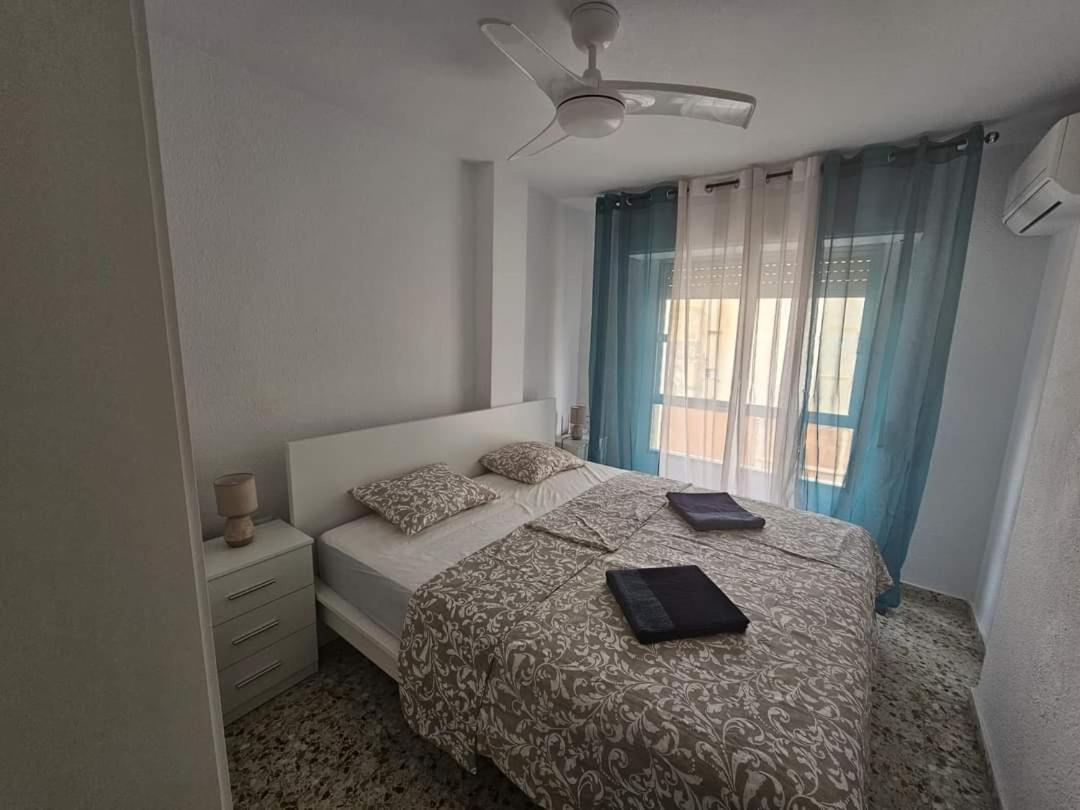 Terezia Apartamento Torrevieja Ngoại thất bức ảnh