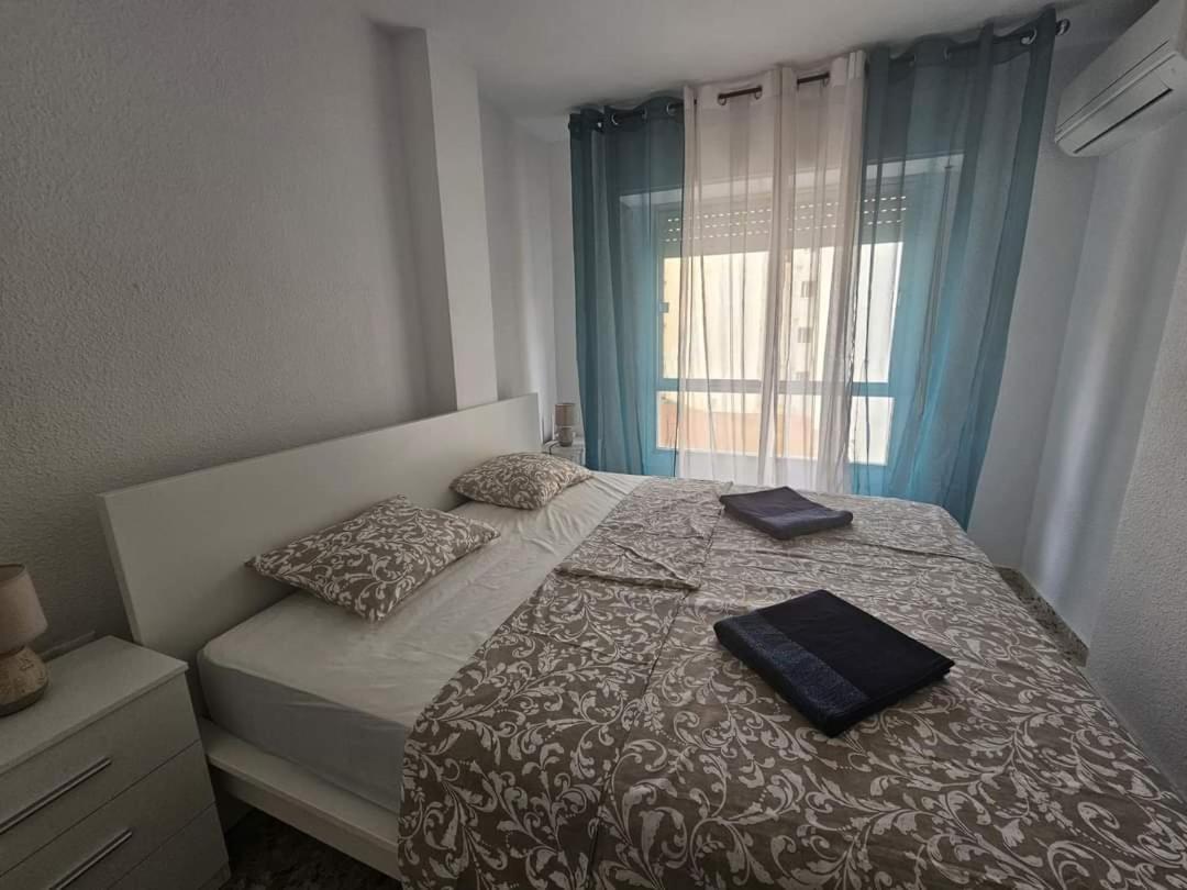 Terezia Apartamento Torrevieja Ngoại thất bức ảnh