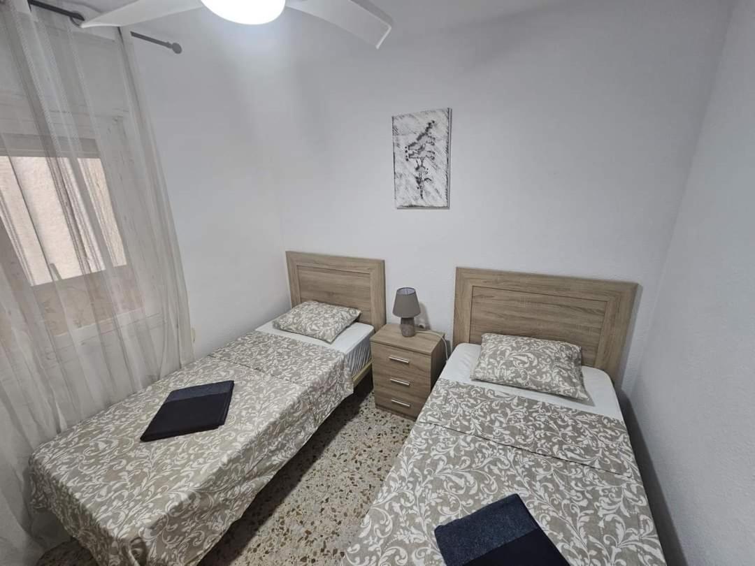 Terezia Apartamento Torrevieja Ngoại thất bức ảnh